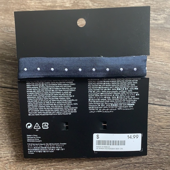 **Brand New** Bow Tie and Flower Lapel Pin - Picture 4 of 5